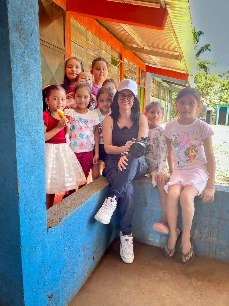 4. ROSTROS Y LUGARES PARA NO OLVIDAR