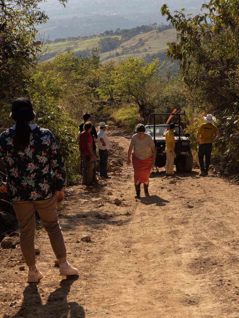 4. ROSTROS Y LUGARES PARA NO OLVIDAR