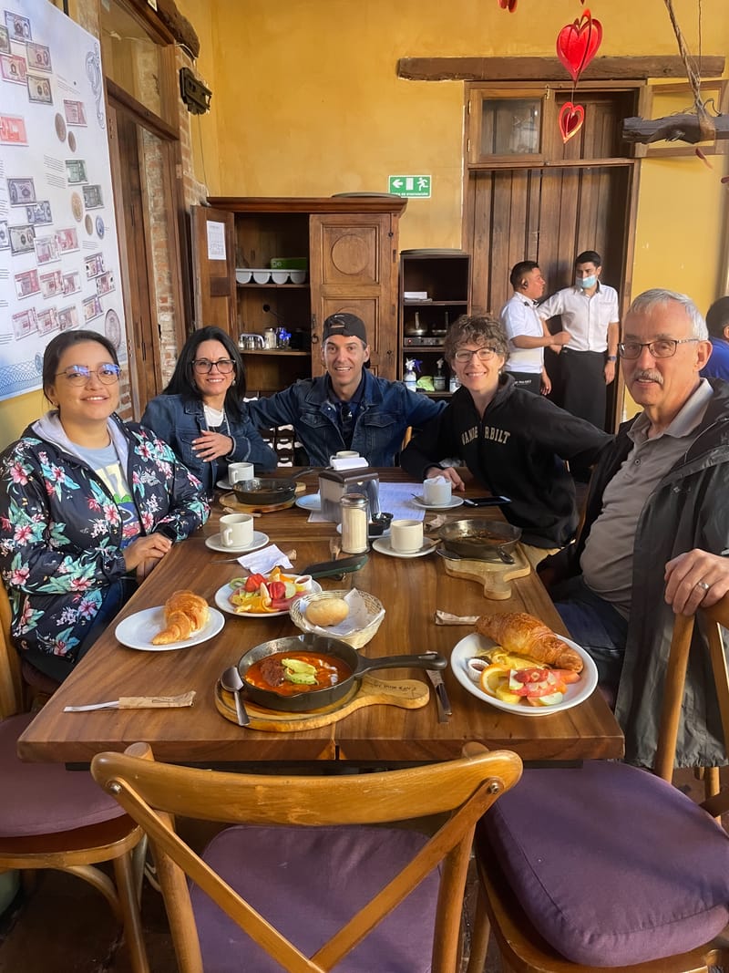 5. DESPEDIDA Y UNAS HORAS EN ANTIGUA