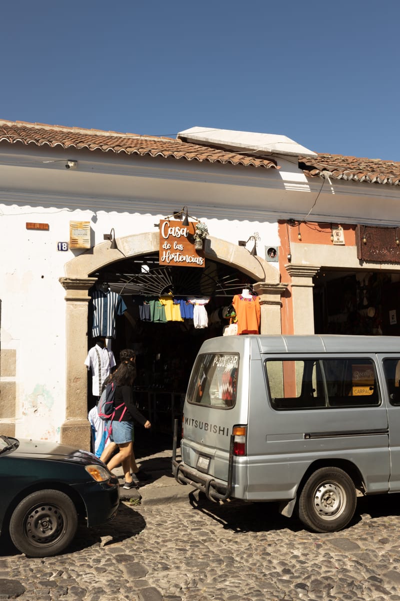 5. DESPEDIDA Y UNAS HORAS EN ANTIGUA