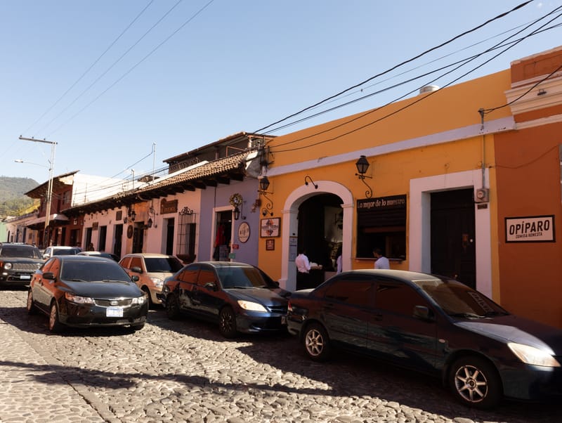 5. DESPEDIDA Y UNAS HORAS EN ANTIGUA