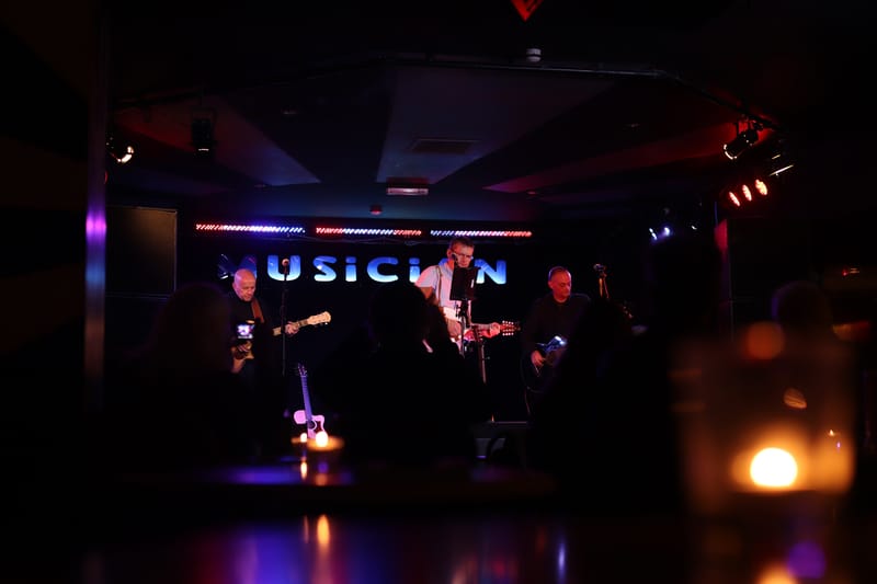 Edlesborough Pavillion Music Night