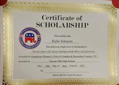 2022 Scholarships & ESSAYS image
