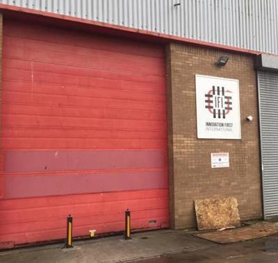 SLIDING &amp; ROLLER HIGH SPEED DOORS image