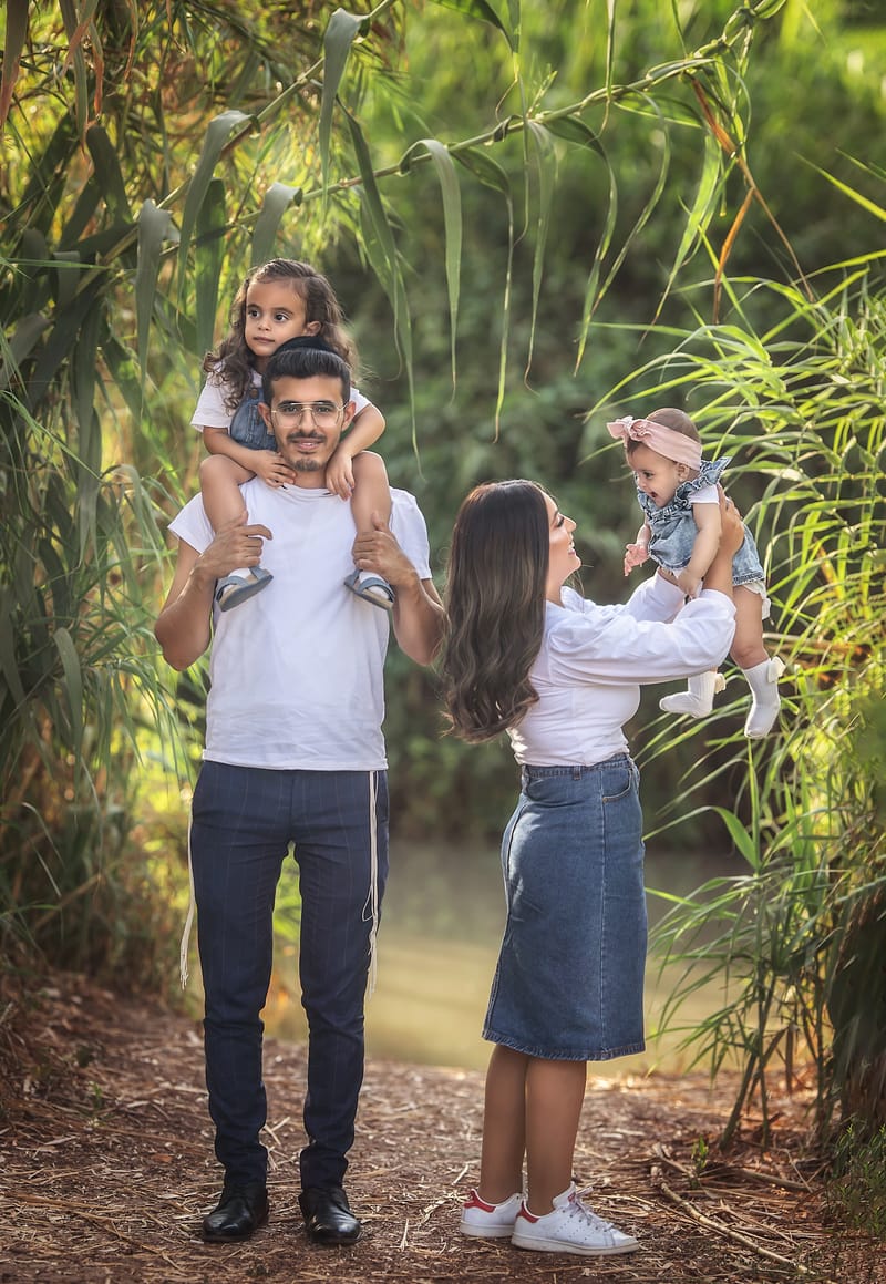 משפחה בטבע / בסטודיו