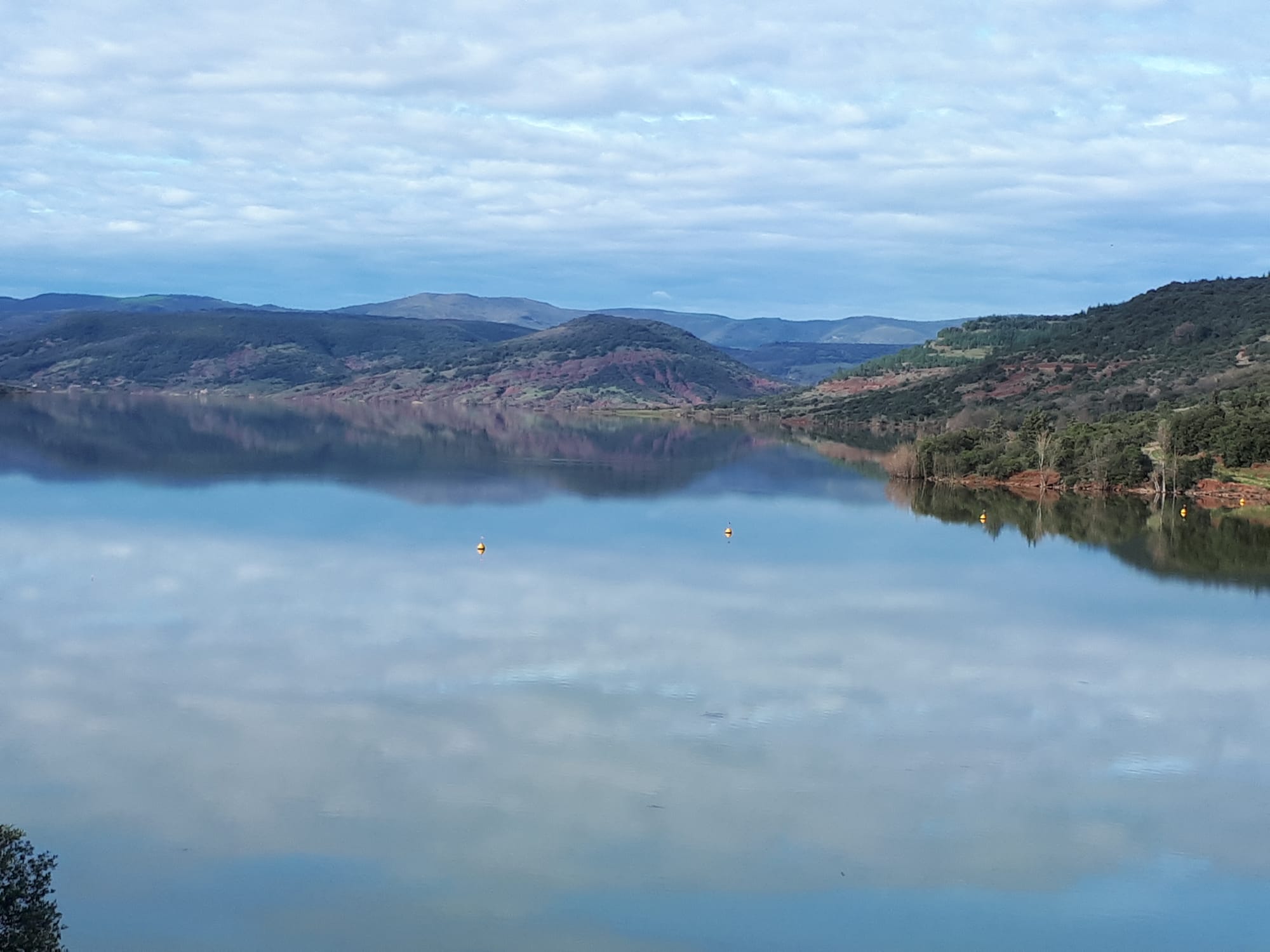 LAC DU SALAGOU