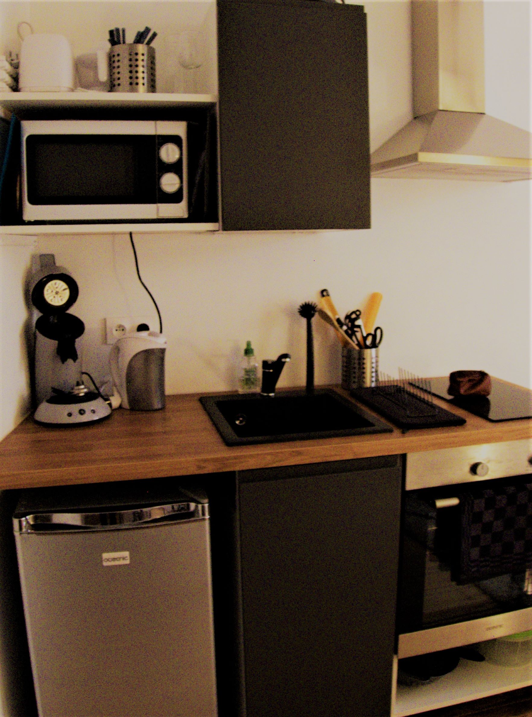 Le studio, coin cuisine
