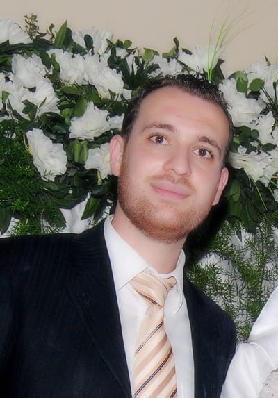 حول image