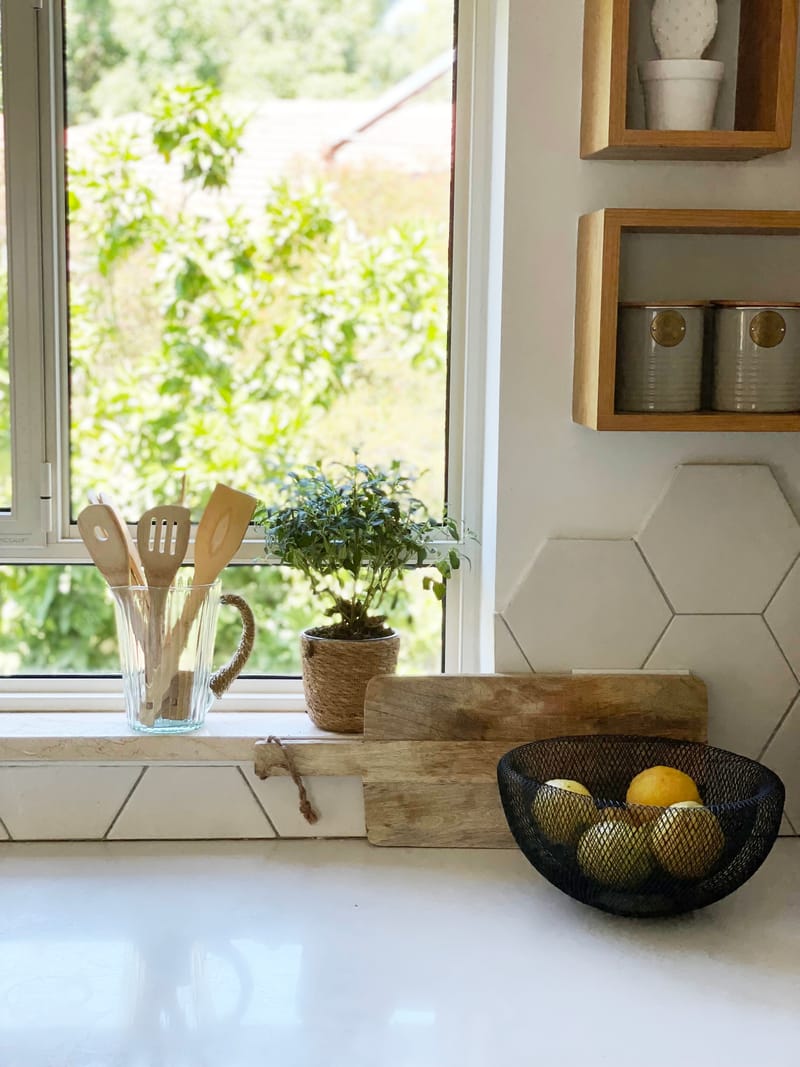 סטיילינג לצילומים למעצבת ענת יהב | עין ורד