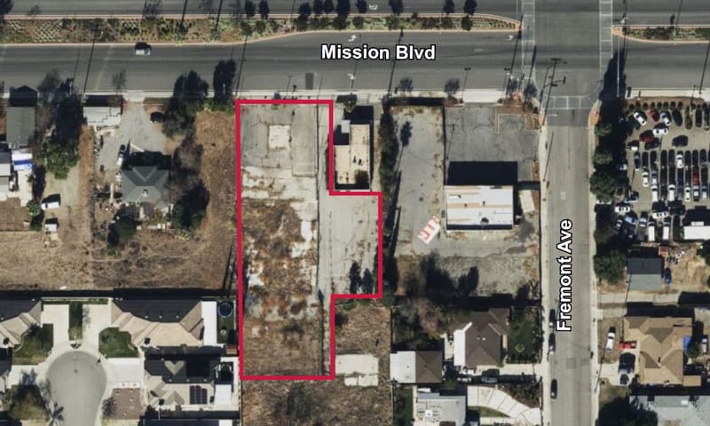 New Listing for Lease: 5053 Mission Blvd, Montclair, CA