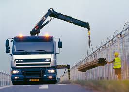 LORRY MOUNTED LOADER (HIAB)