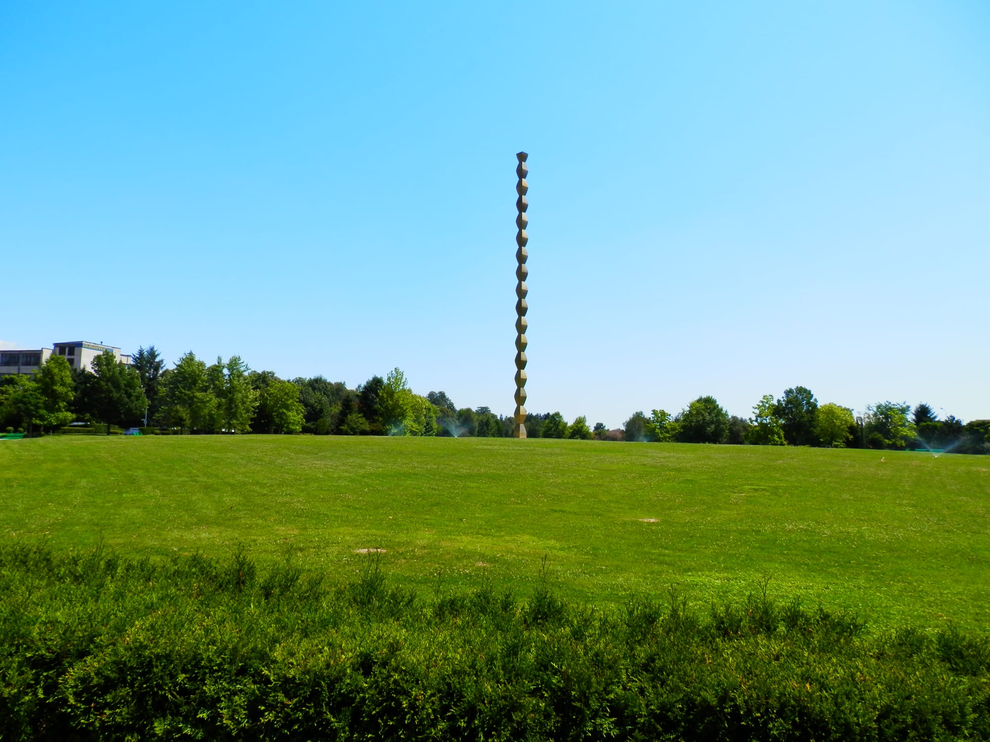 Brancusi's Endless Column Ensemble, Targu Jiu