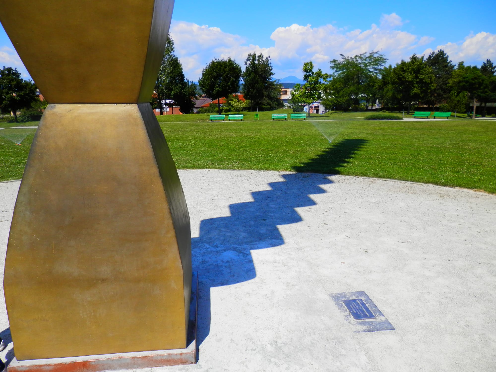 Brancusi's Endless Column Ensamble