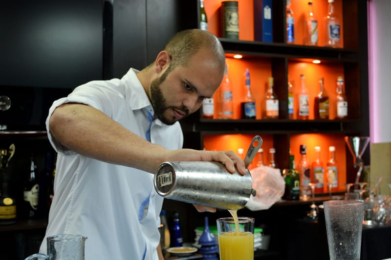 Contratacion de Bartenders