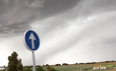 Esperando de buena gana lo que sea que sea