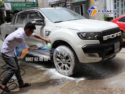 Cong nghe rua xe o to xe may khong cham