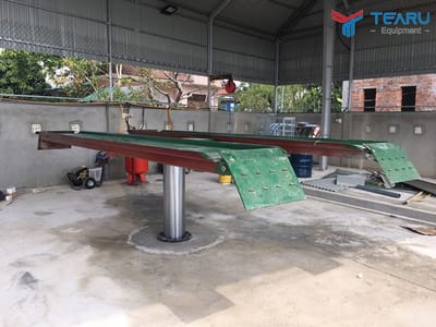 Co nen thay nhot thuy luc cho cau nang 1 trụ hay khong ?