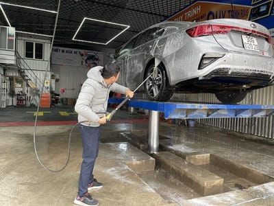 Rua xe nhanh chong thuan tien voi cau nang mot tru