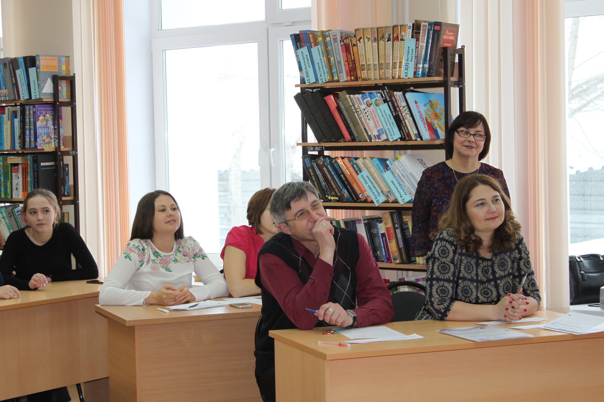 Деловая игра "Сегодня школьник - завтра избиратель" совместно с социальными партнерами