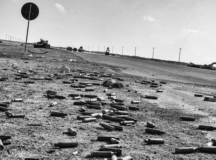 10 év háború -Jászberényi Sándor kiállítása