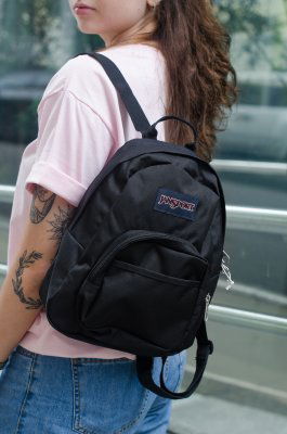 Use e Abuse das Mochilas Nesse Verão