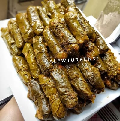 ACILI EKŞİLİ ETLİ YAPRAK SARMASI