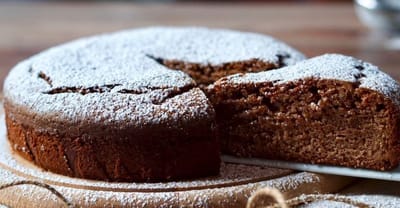 Torta con farina di castagne