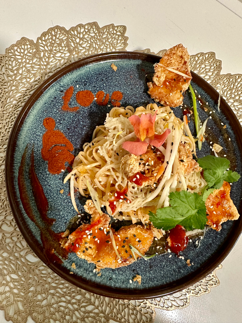 Fusion Cuisine Pad Thai Noodle