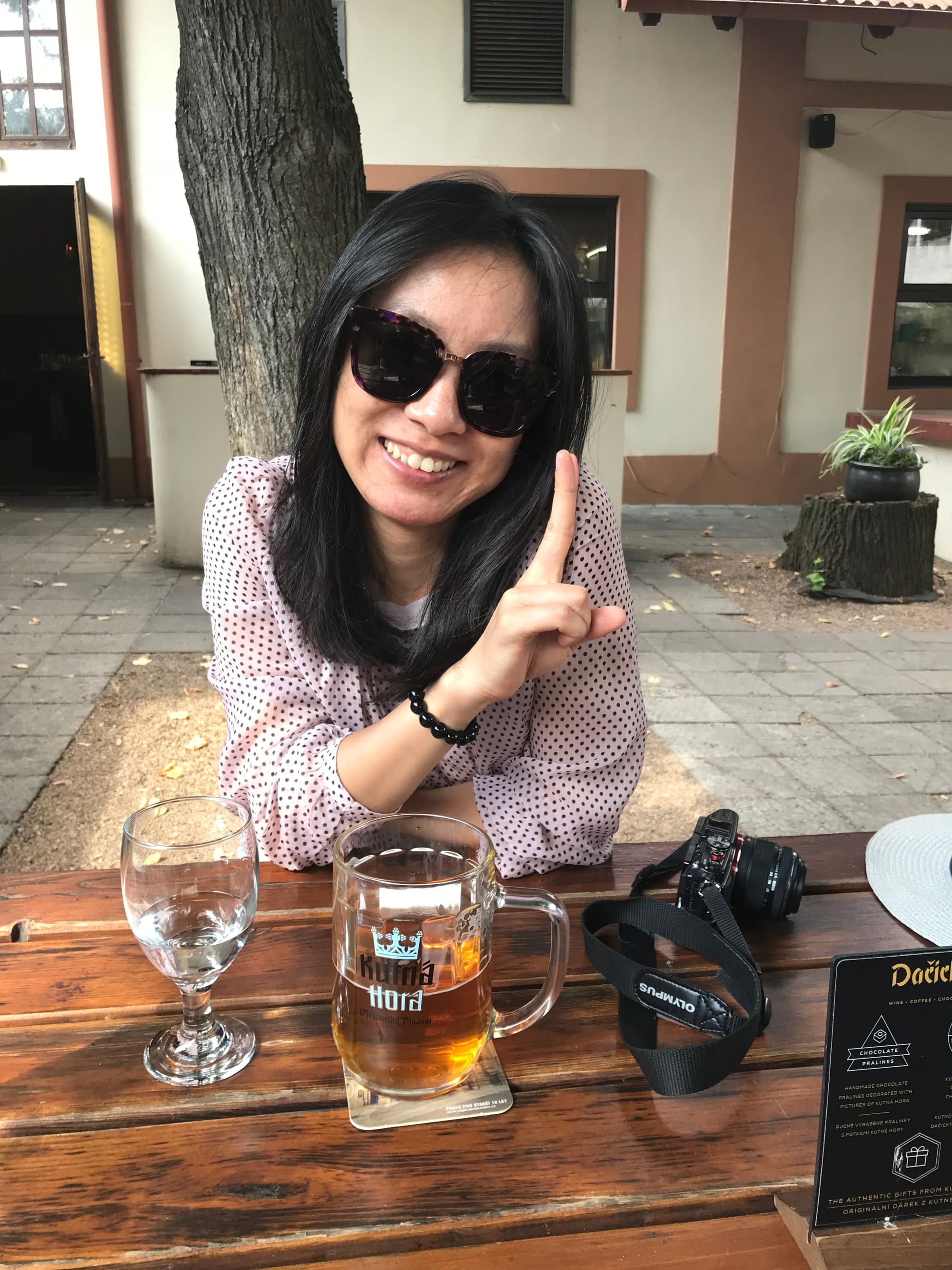 From Shanghai to Kutna Hora