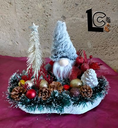 Centro navideño con luces