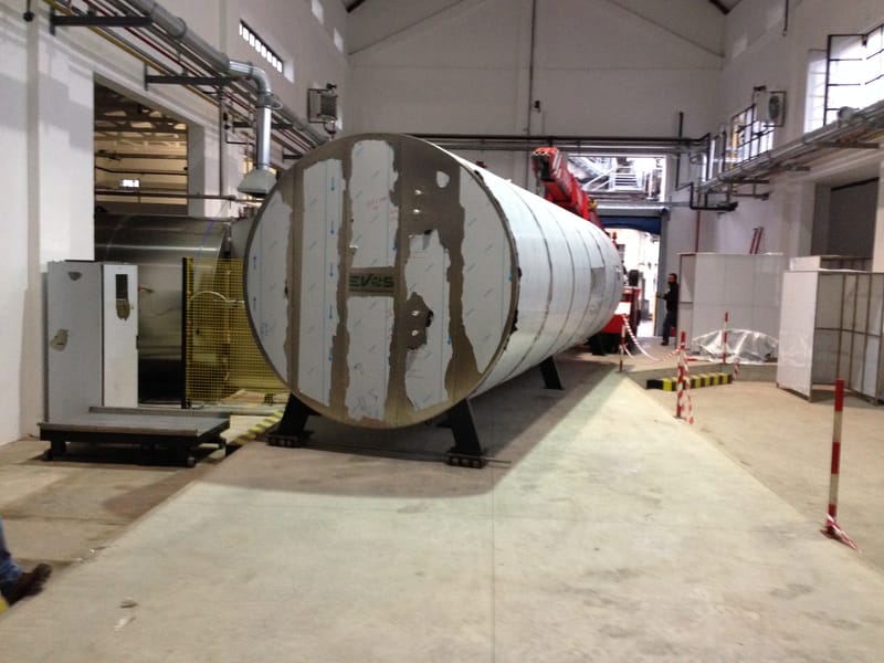 CYLINDRICAL VACUUM DRYERS