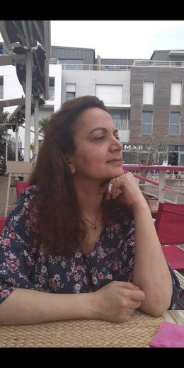 يترك فــوق القلــب وشمك لُوتَسَا