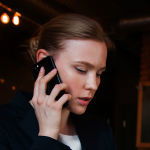 شمس في قبضة غيم