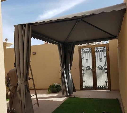 مظلات حدائق