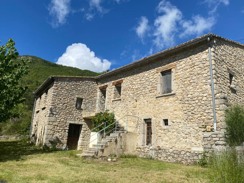 Présentation des lieux, Intérieur.