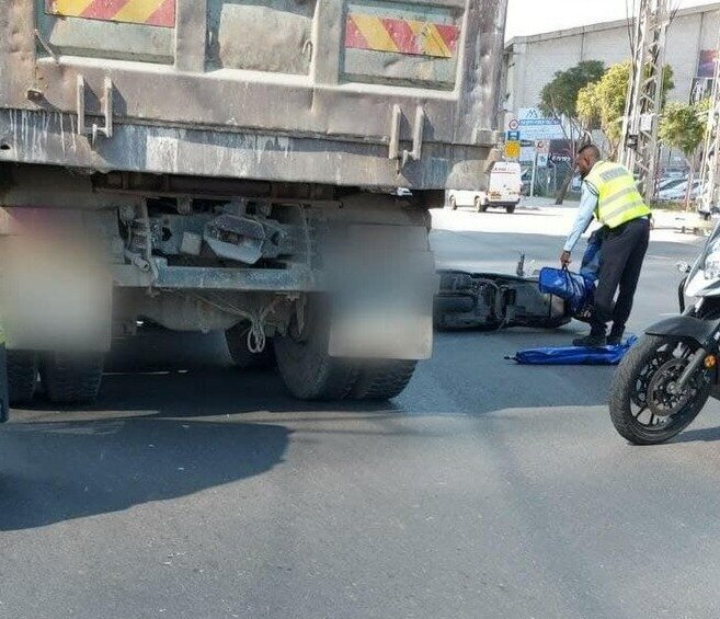 הקטל בכבישים: רוכב אופנוע בן 38 נהרג בפ"ת