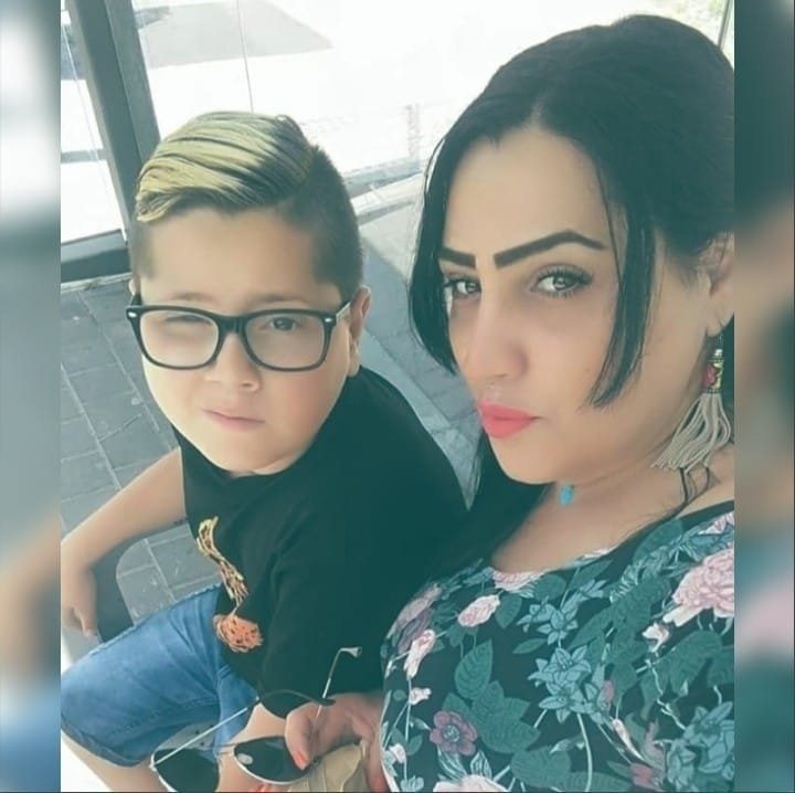 אביחי הוחרם בכיתה, אבל אז אימו החליטה לא לשתוק