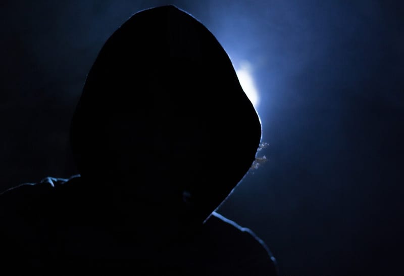 ונדליזם בעיצומה של השבת: עשרות כלי רכב ניזוקו