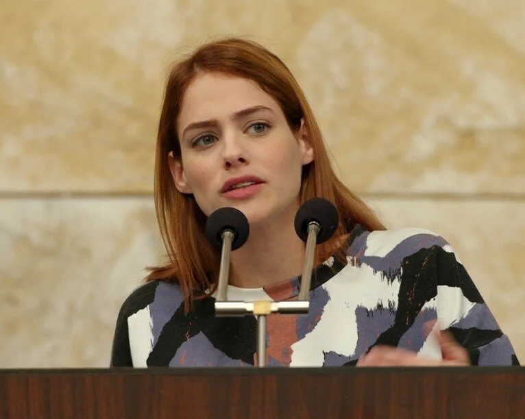 מותק בול באמצע - כשפליטת ריאליטי מגיעה לכנסת