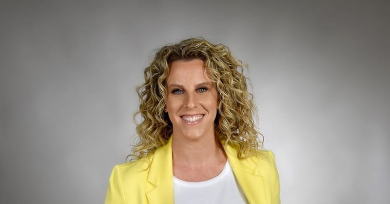 "אמא רגועה": הסדטנדאפיסטית רביטל בעוד סרטון רגוע