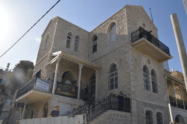 Sderot Hatsiyonut 26: The walls can speak