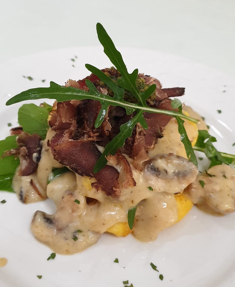 Creamy Mushrooms | Rocket | Biltong | Basil Pesto