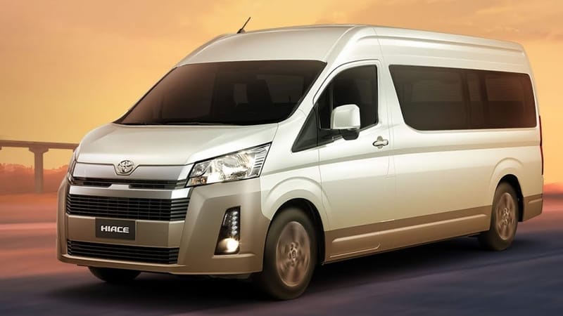 Toyota High/Med Roof Buses