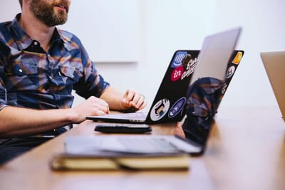 2. IT support image