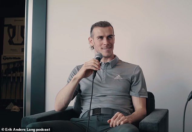 'เบล' ไม่เข้าใจคนมีปัญหาที่ตนชอบเล่นกอล์ฟ