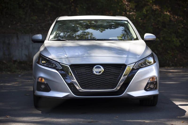 2020 Nissan Maxima SR is Still a Sporty Surprise