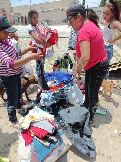Apoyo a solidaridad con amor y cariño apoyando a familias afectadas