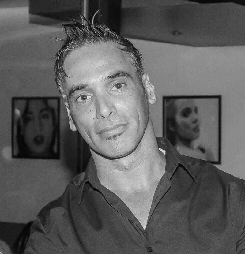 TITO CRUZ