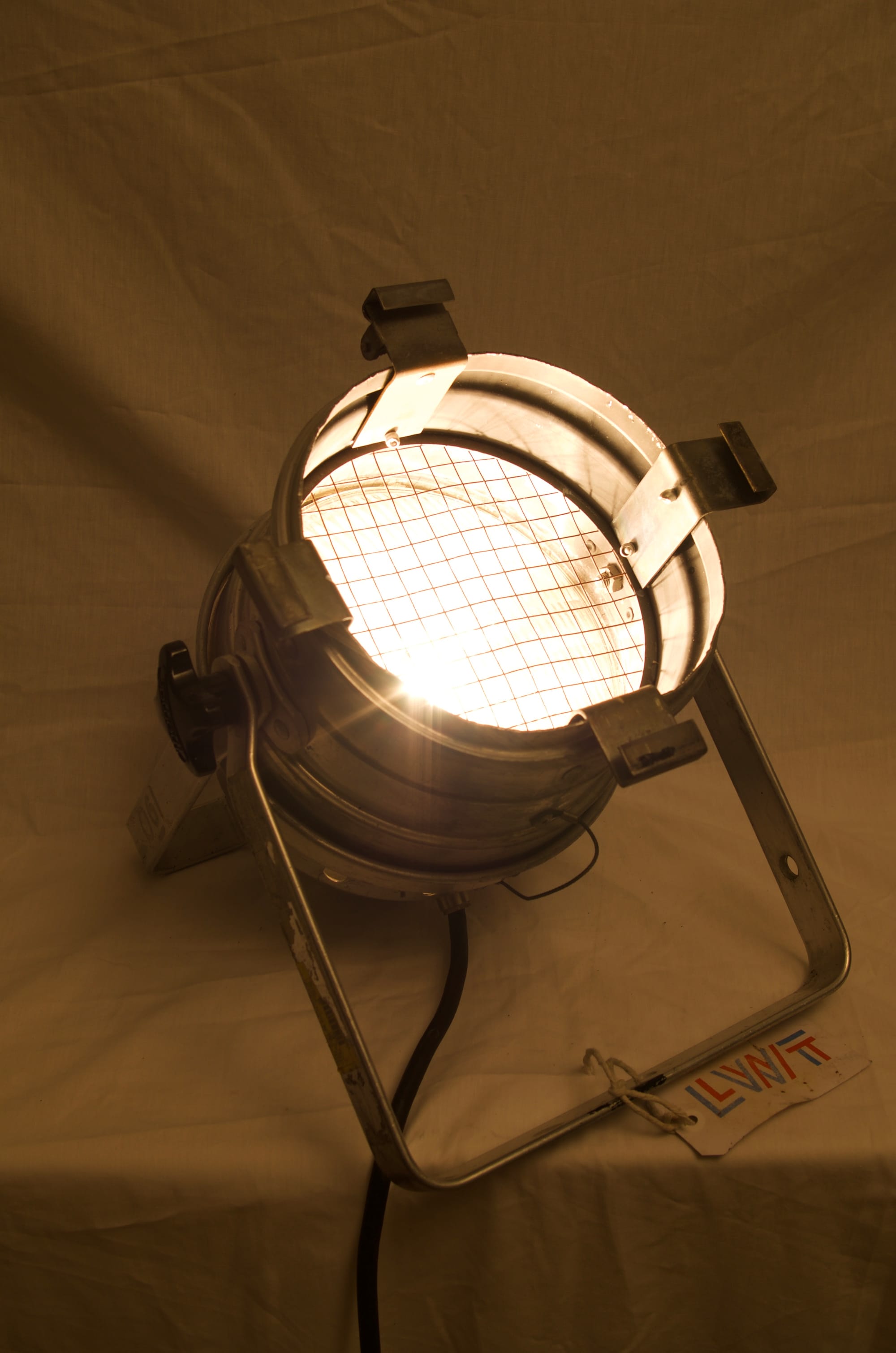 Aluminium Parabolic Aluminised Reflector Can Light.