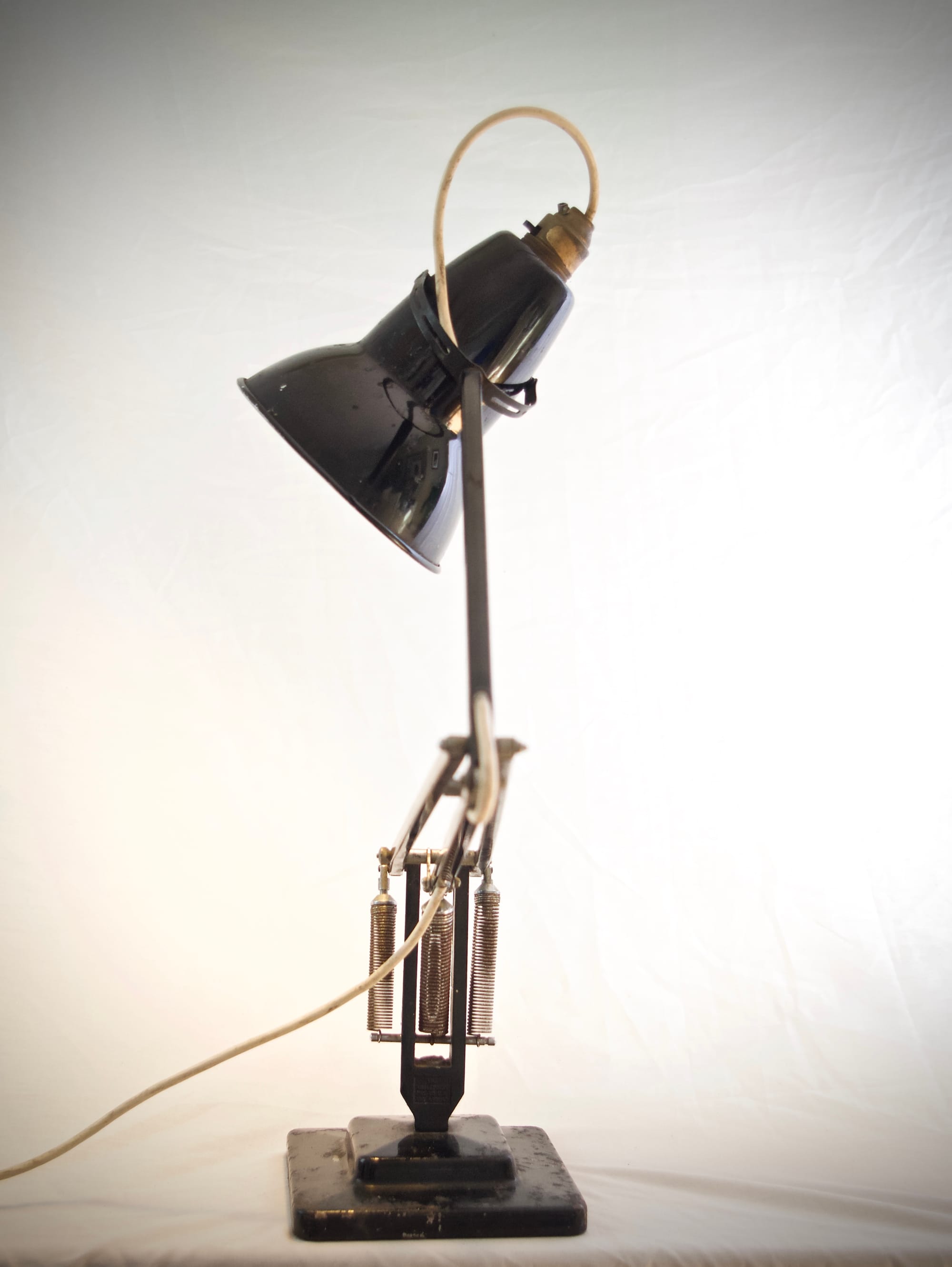Original 1930s Herbert Terry & sons Anglepoise 1227 desk lamp.